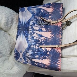 Guess tote bag